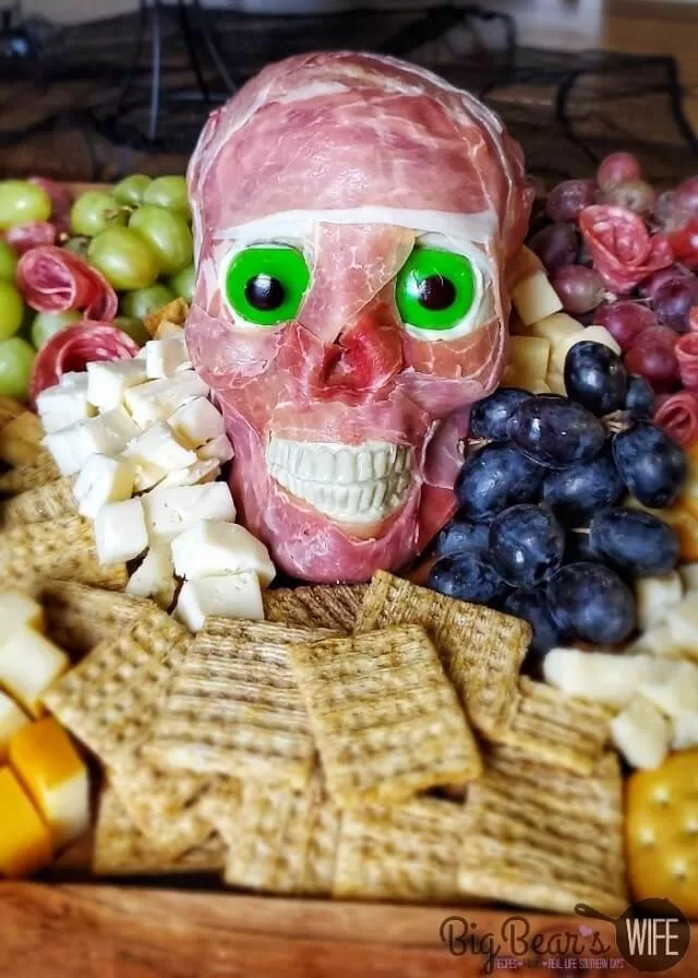 Serve spooky snacks in style with these 13 creepy Halloween charcuterie boards, perfect for parties, movie nights, or hosting.