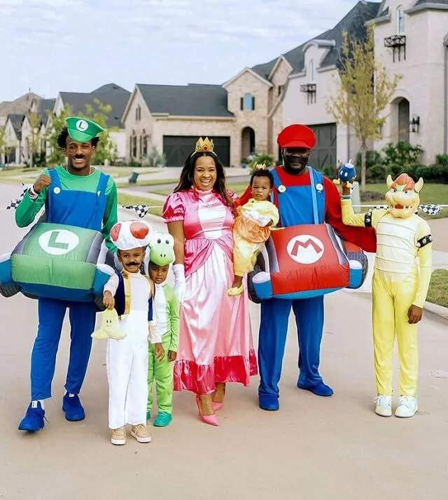 Super Mario Crew