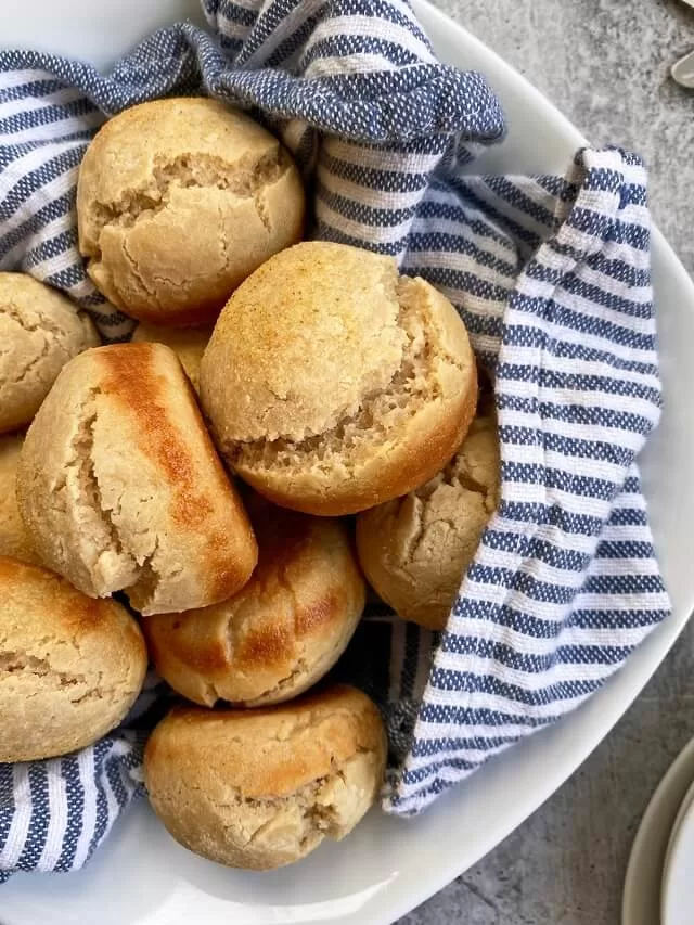 Paleo Dinner Rolls