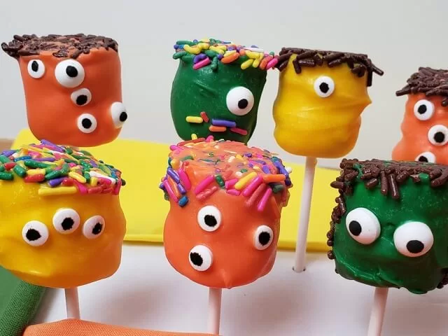 Whip up spooky fun with these 15 no bake Halloween treats, perfect for quick, festive desserts everyone will love! Try them now!