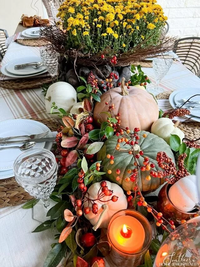 Set the mood this holiday with 21 Thanksgiving table setting ideas featuring rustic, elegant, and budget-friendly styles for every gathering.