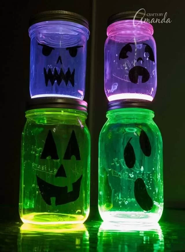Fun and easy Halloween crafts for kids, from spooky decorations to cute art projects, perfect for home or classroom activities.