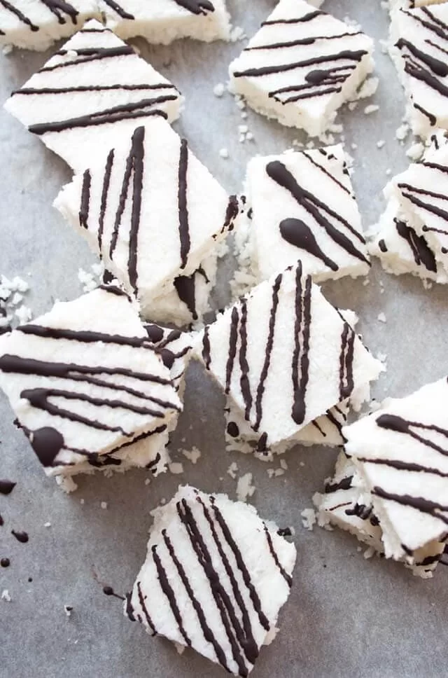 Keto No-Bake Coconut Bars