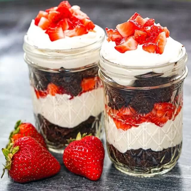 Keto Cheesecake Parfait