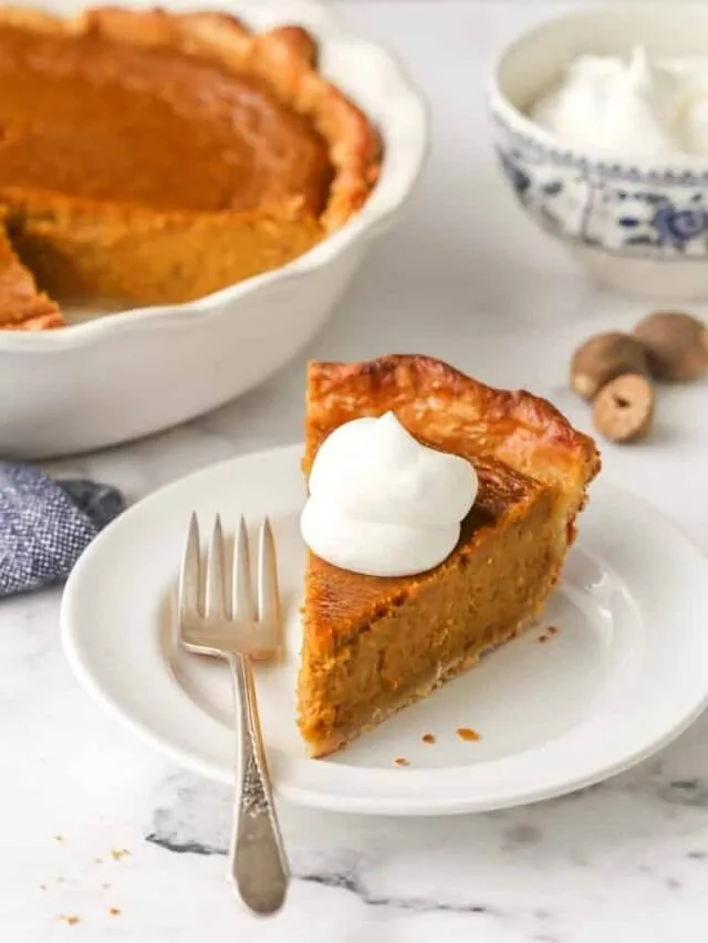 Treat your guests to the best Thanksgiving pumpkin desserts that are easy, cozy, and bursting with fall flavor everyone will love!