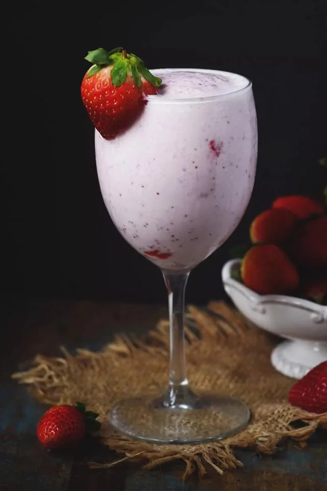 Low-Carb Strawberry Smoothie
